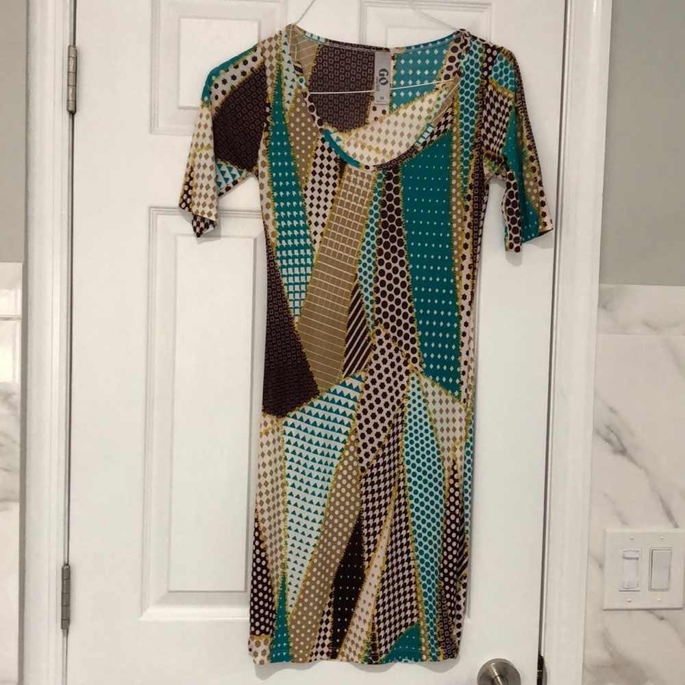 GO Couture - Medium- pattern stretch dress